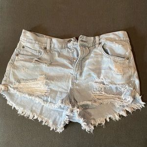 american eagle distressed jean shorts